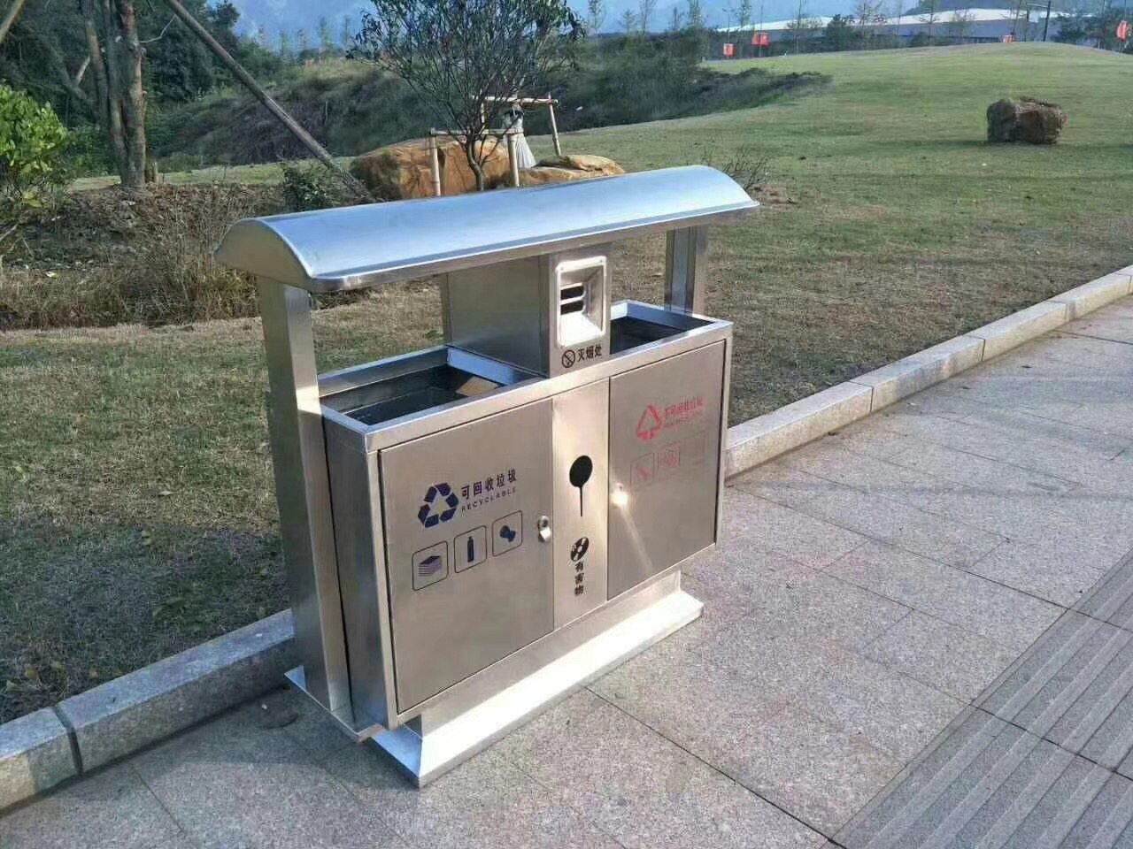 户外垃圾桶 户外垃圾桶